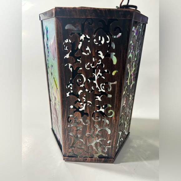 Whimsical Glass & Bronzed Metal Solar Lantern w/ Butterflies 🦋 - Picture 13 of 14